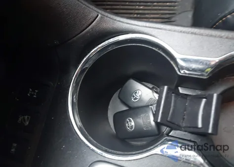 2018 Toyota Highlander Xle from USA, damaged, VIN 5TDJZRFHXJS540160